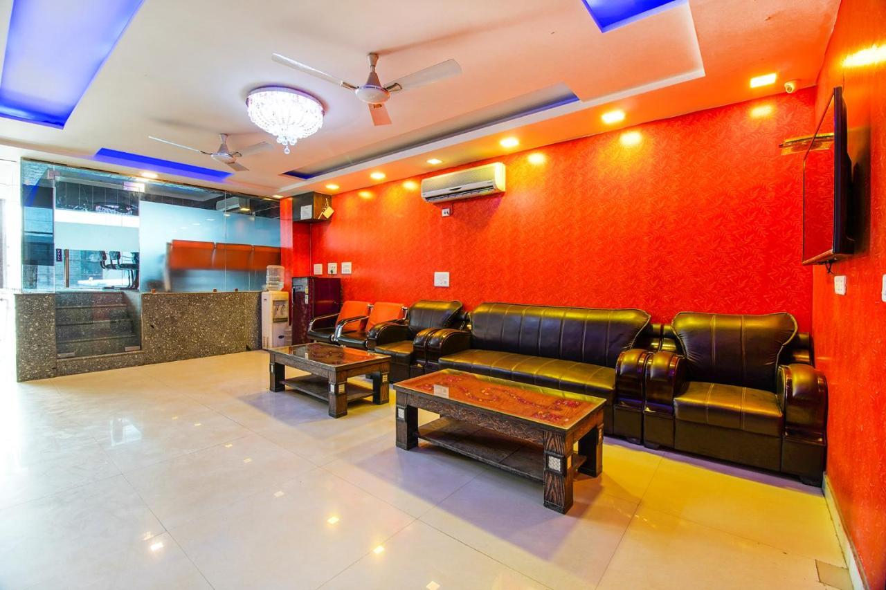 Fabexpress Tp Suite Near Igi Airport New Delhi Nova Deli Exterior foto