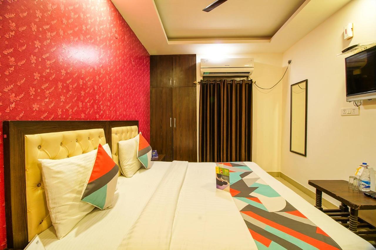 Fabexpress Tp Suite Near Igi Airport New Delhi Nova Deli Exterior foto